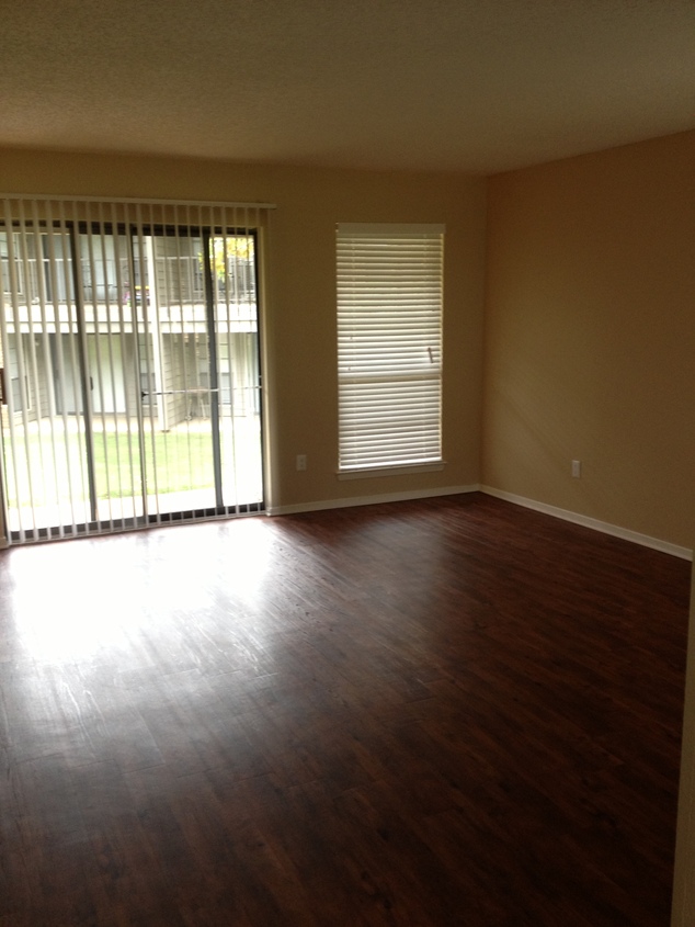 Whispering Oaks Image 4