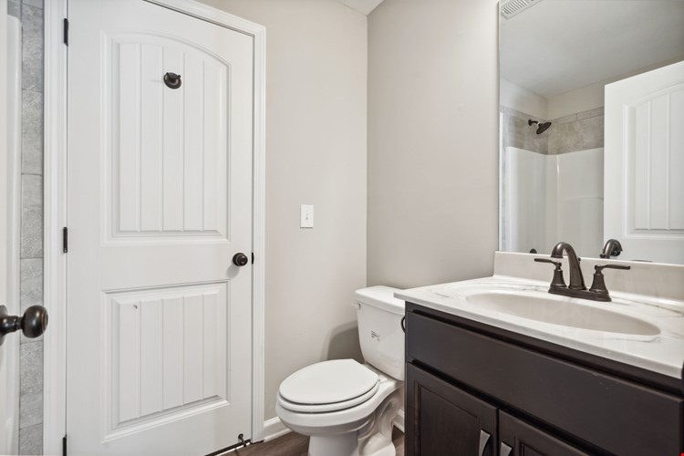 Center Pointe Townhomes Image 24