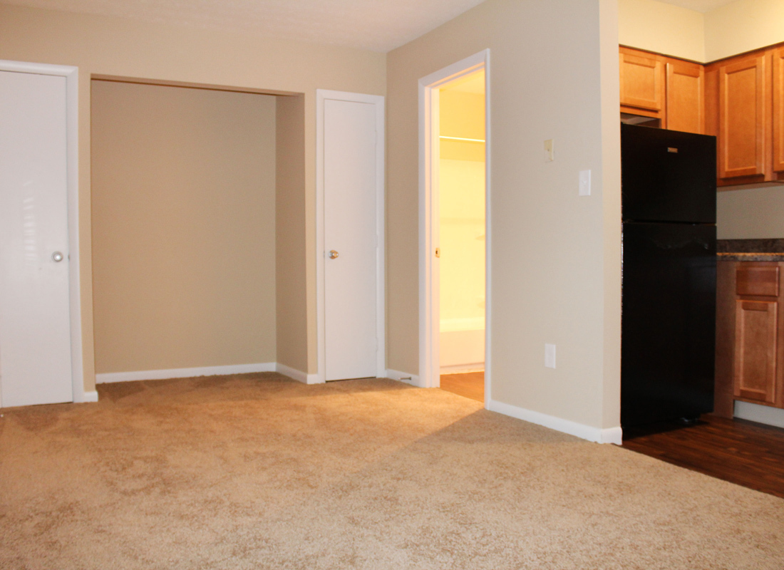 Colonial Village Image 3