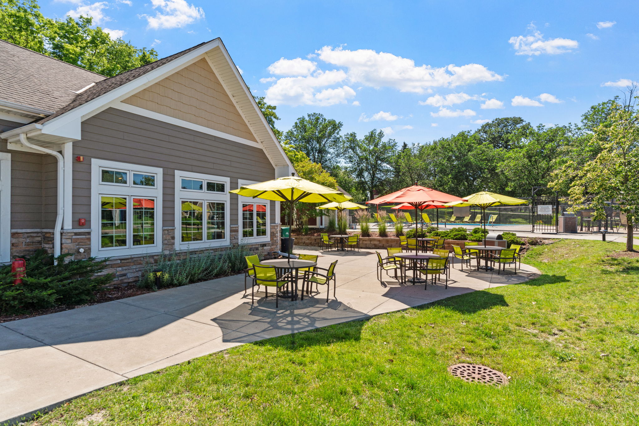 Bass Lake Hills Townhomes Image 38