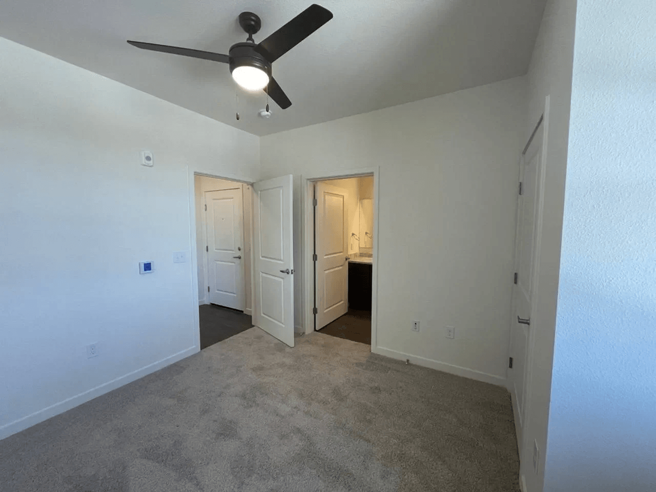 Range View Apartments  Image 24