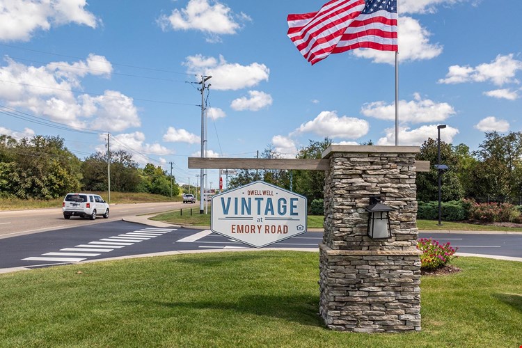 Vintage at Emory Road Apartments Image 32