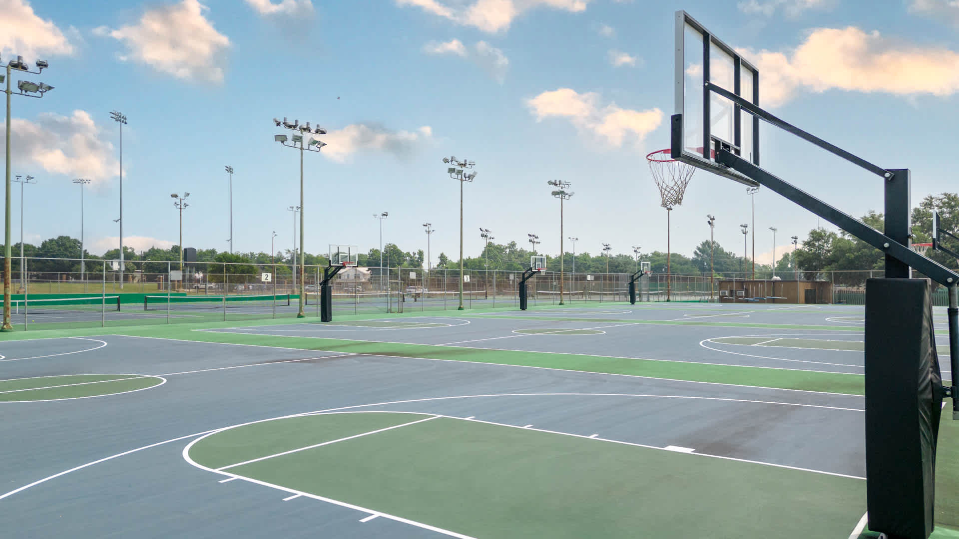 St. Johns West  Image 33