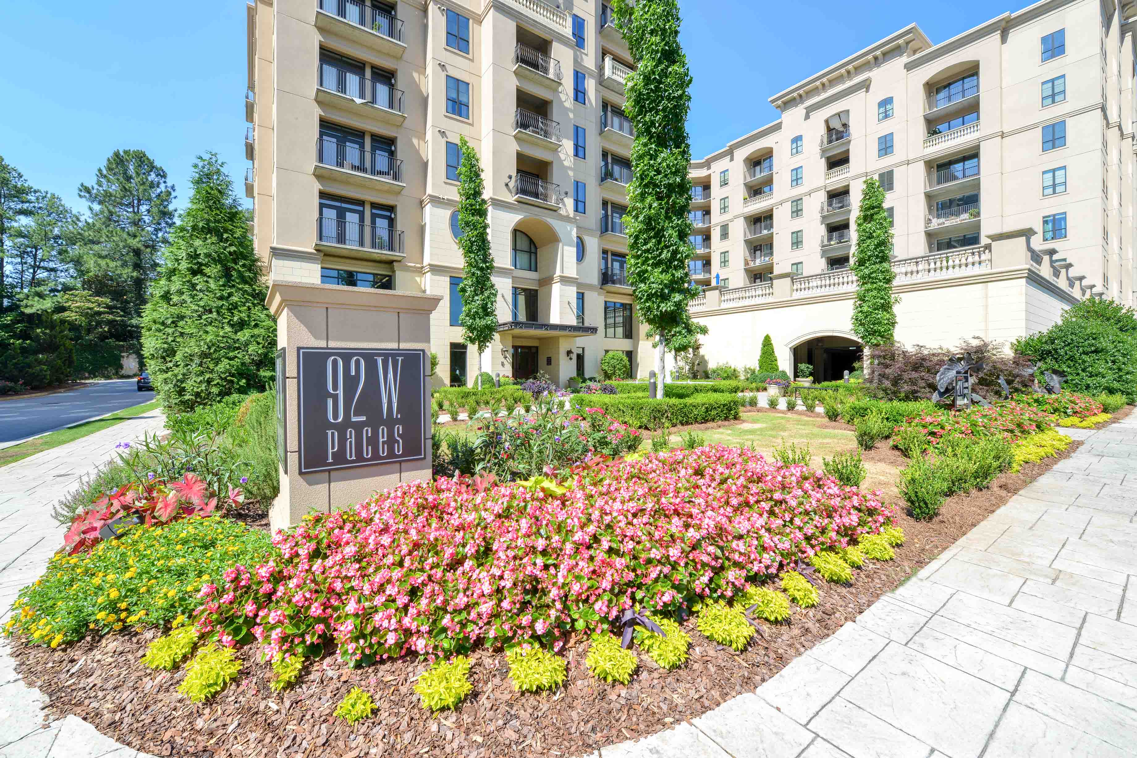 92 West Paces Image 1