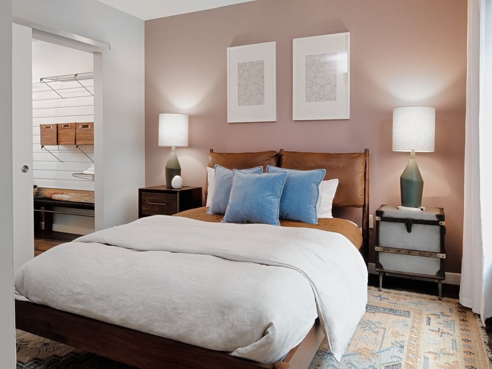 Building 2 Modern Classic Apartment with Sliding Barn Doors and Customizable Closet