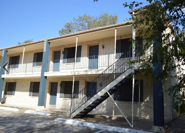 Hampton Village Image 2