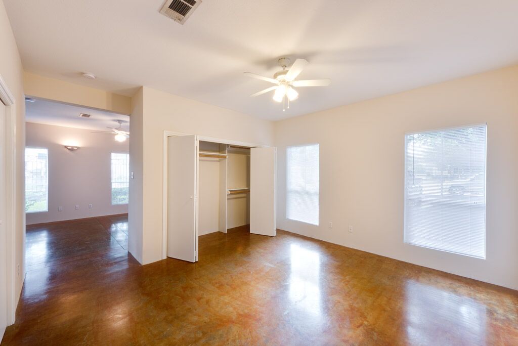 Yale Street Lofts Image 13