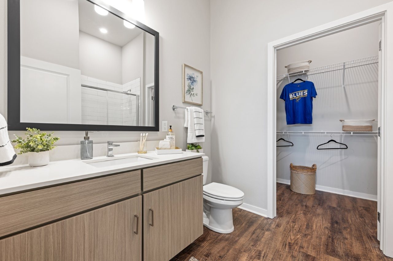 Avenue64 Apartments Image 8