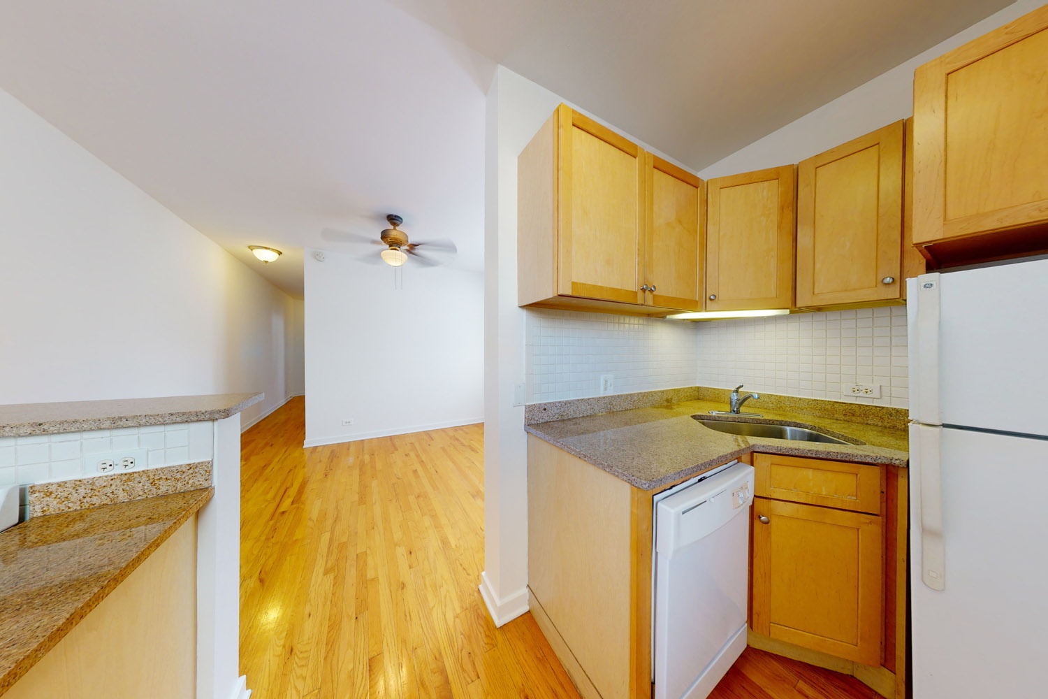 Kenwood Court Image 20