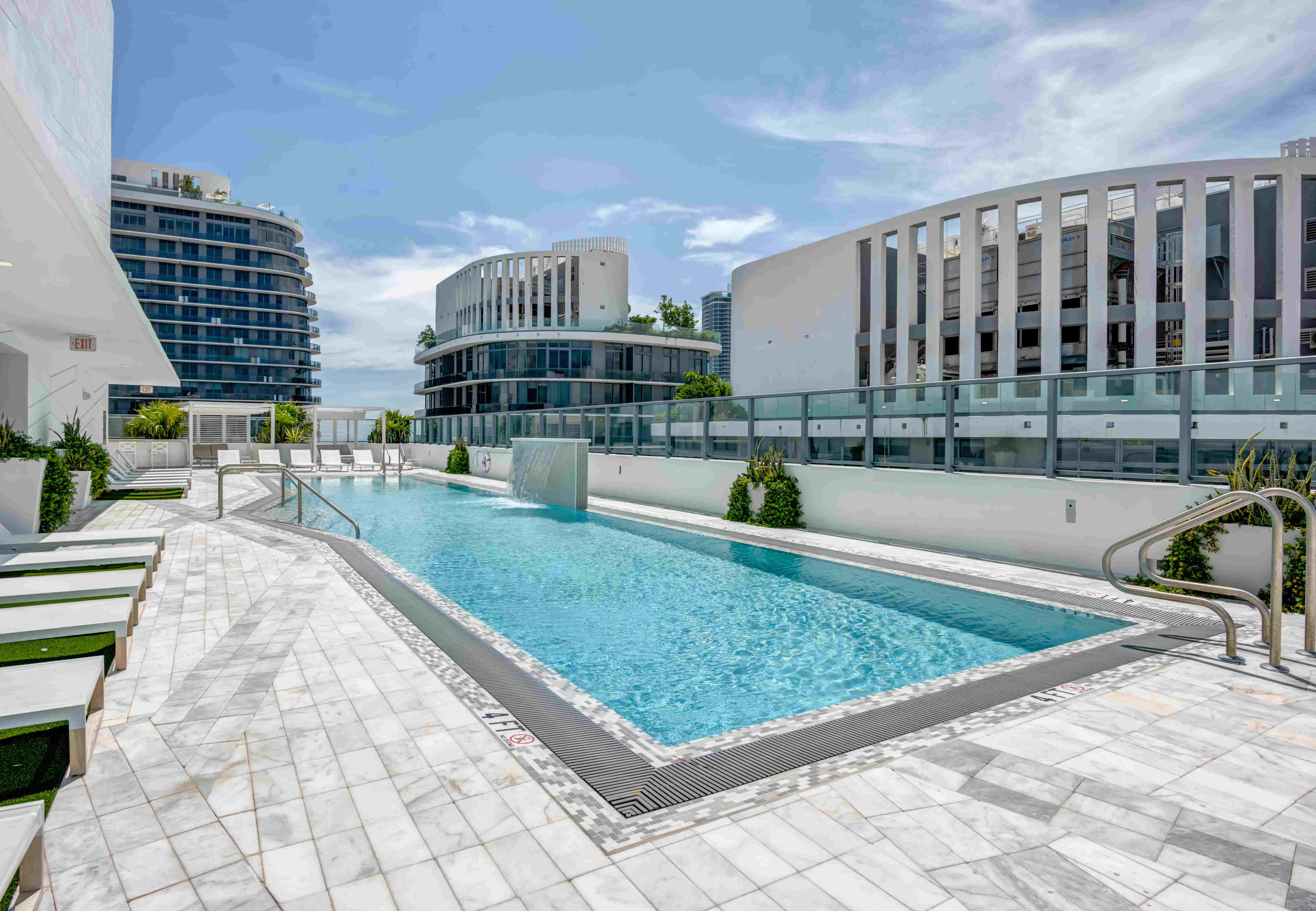 Solitair Brickell Image 2