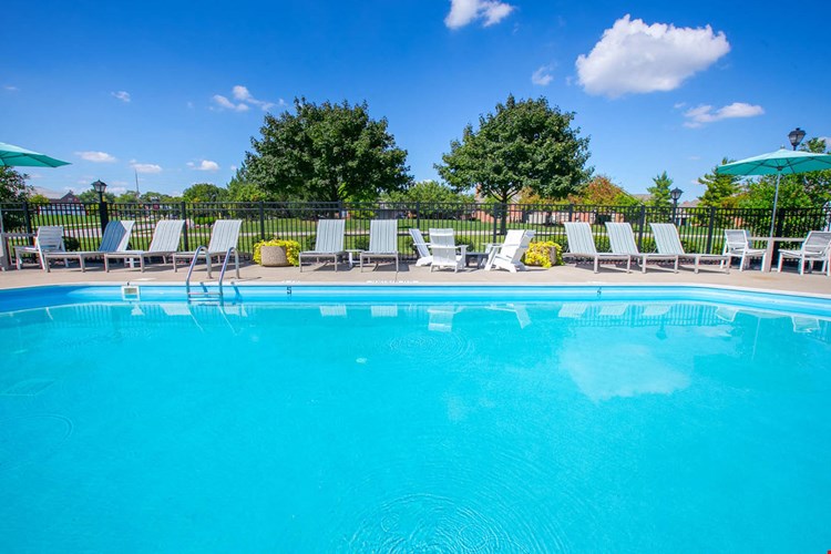 Sterling Park Apartments Image 2