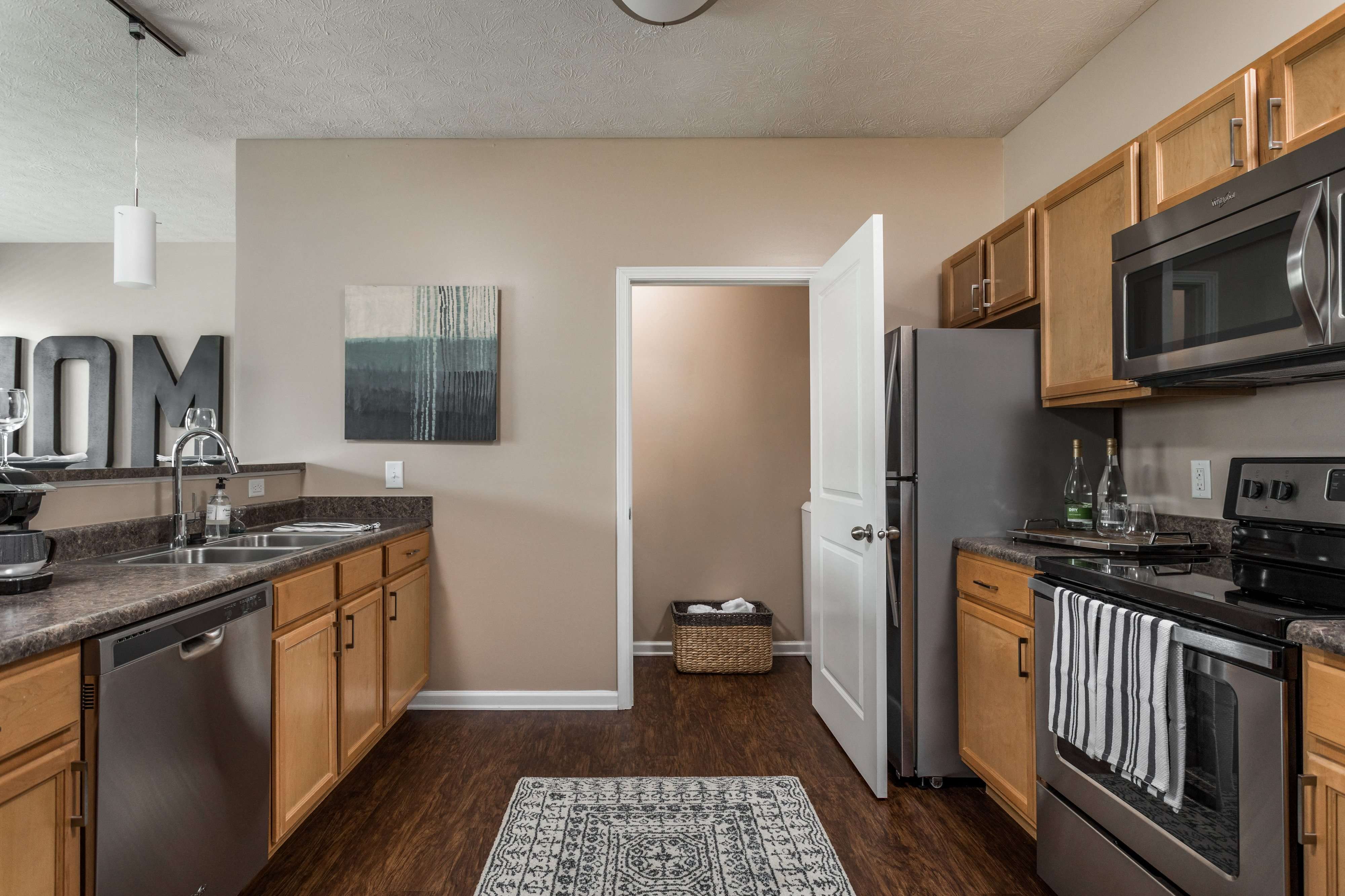 Maple Knoll Apartments Image 31