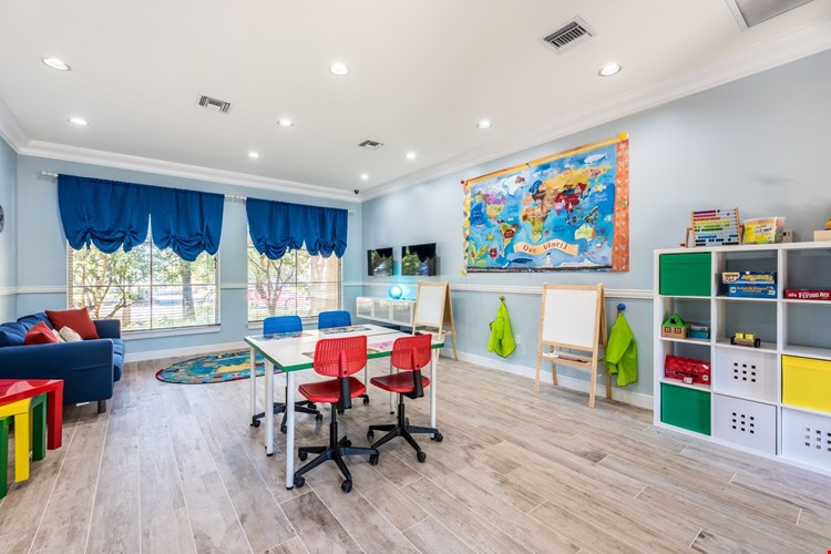 Saint Andrews at Weston Image 7