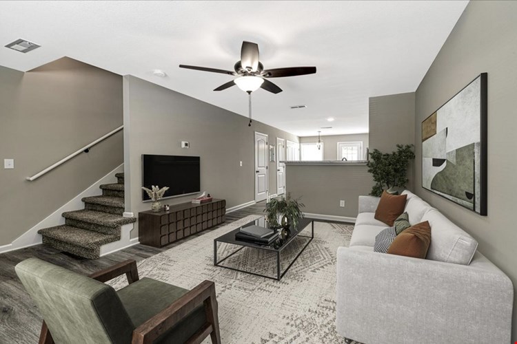 Center Pointe Townhomes Image 30