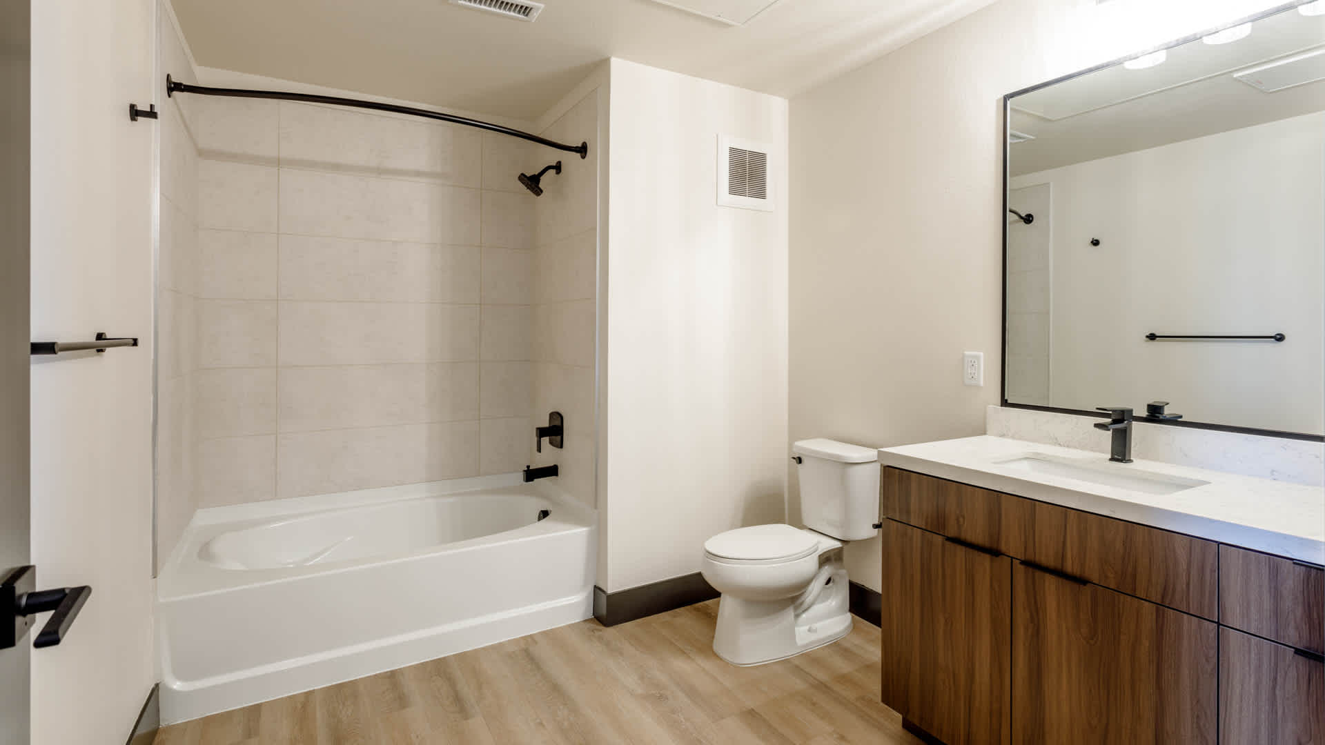 Circa Fitzsimons  Image 14