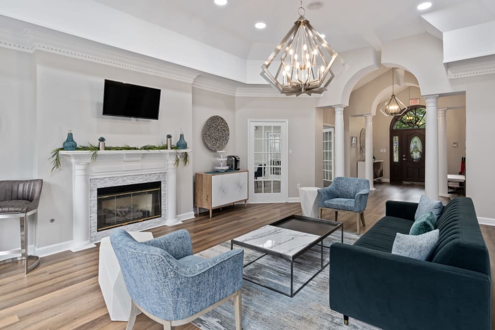 Regency Gates Image 5