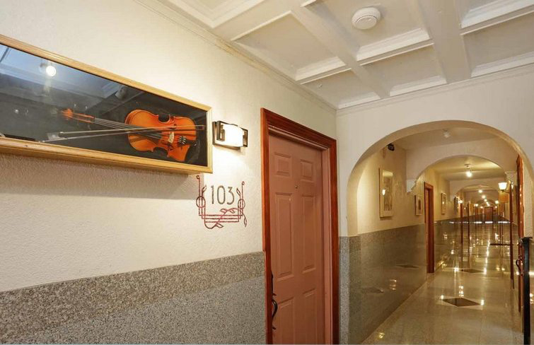 Gallery CWE Image 10