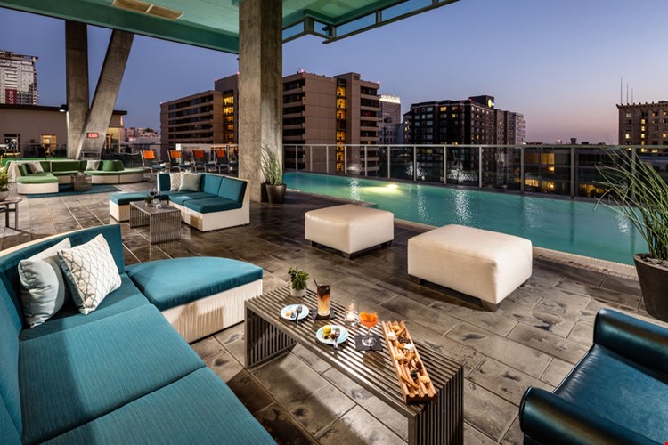 Watermarke Tower Pool and Lounge Area