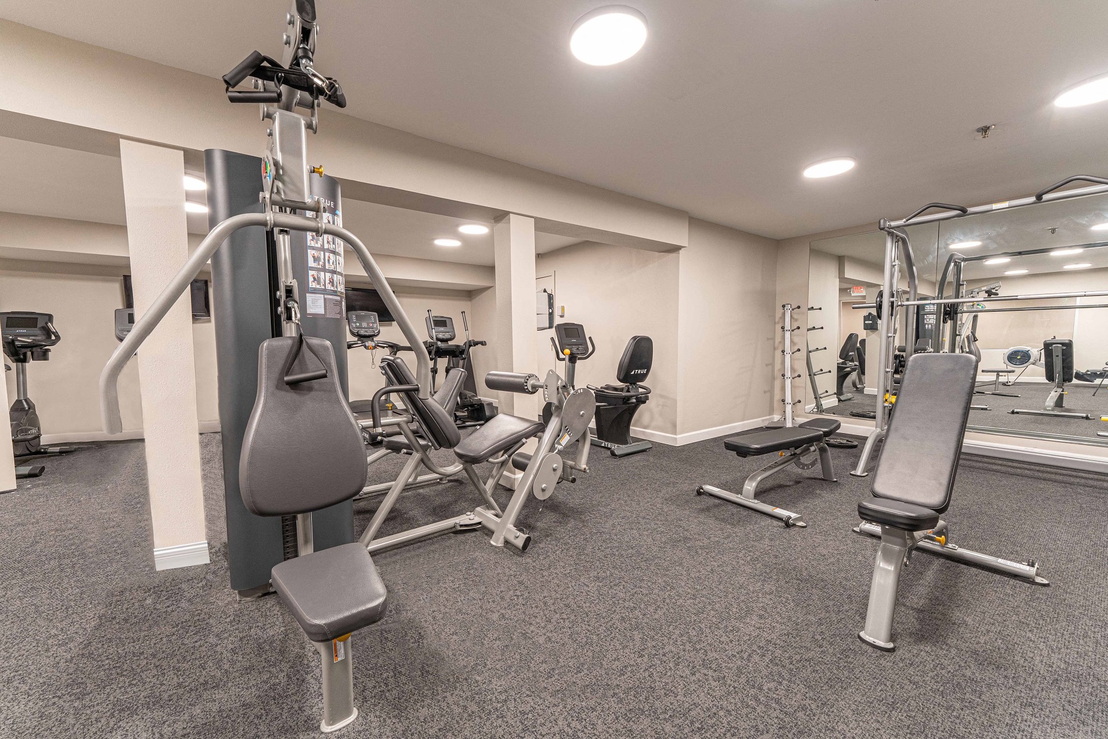 Kirkwood Bluffs Image 17