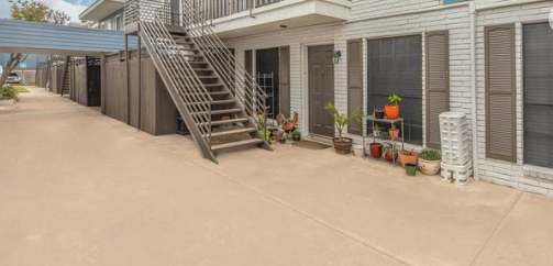 Ocean Palms Apartments Image 2