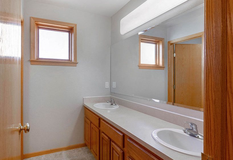 Minot AFB Homes Image 5