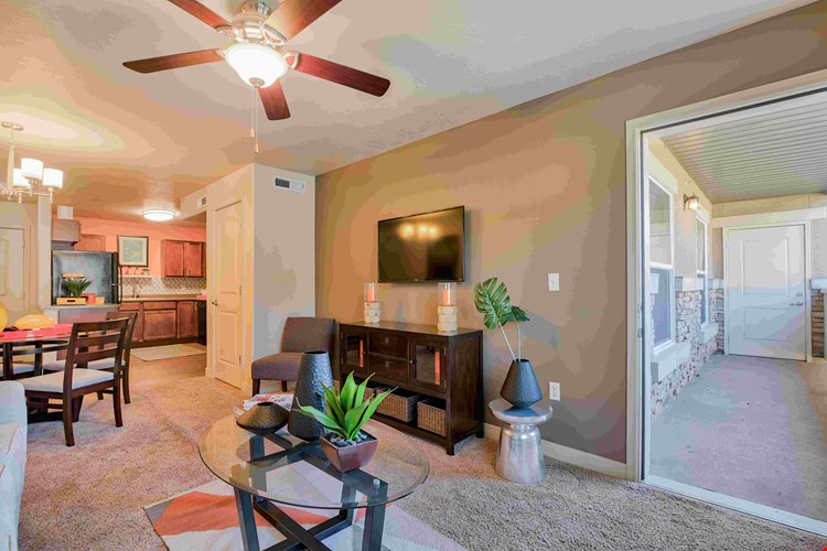 Meadowbrook Station Apartments Image 38