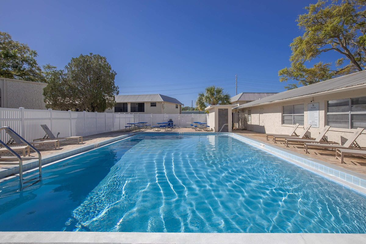 Armature Lake Apartments Image 2