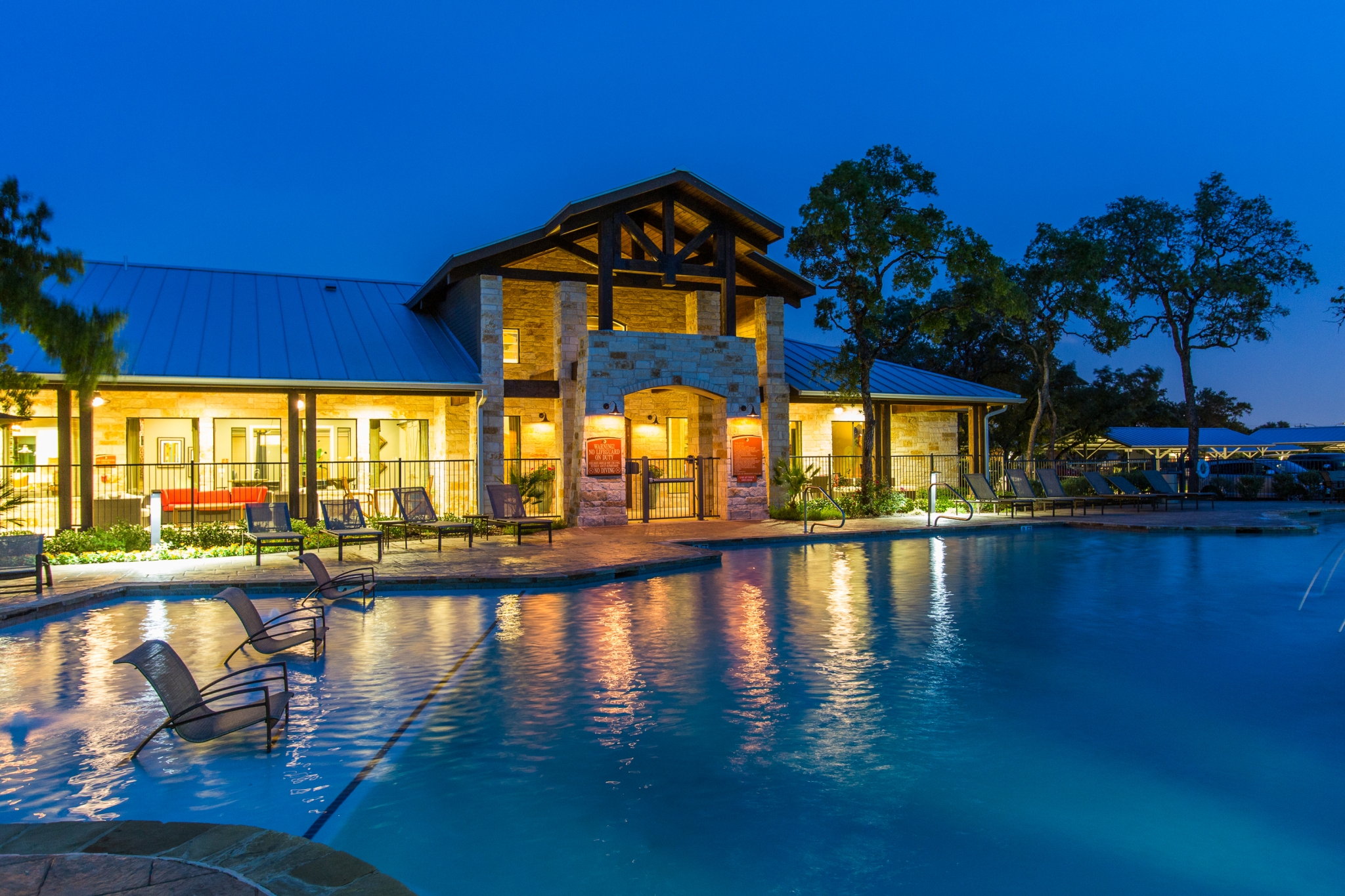 Platinum Shavano Oaks Apartments Image 25