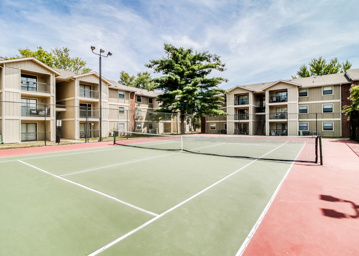 Cypress Pointe Apartments Image 3