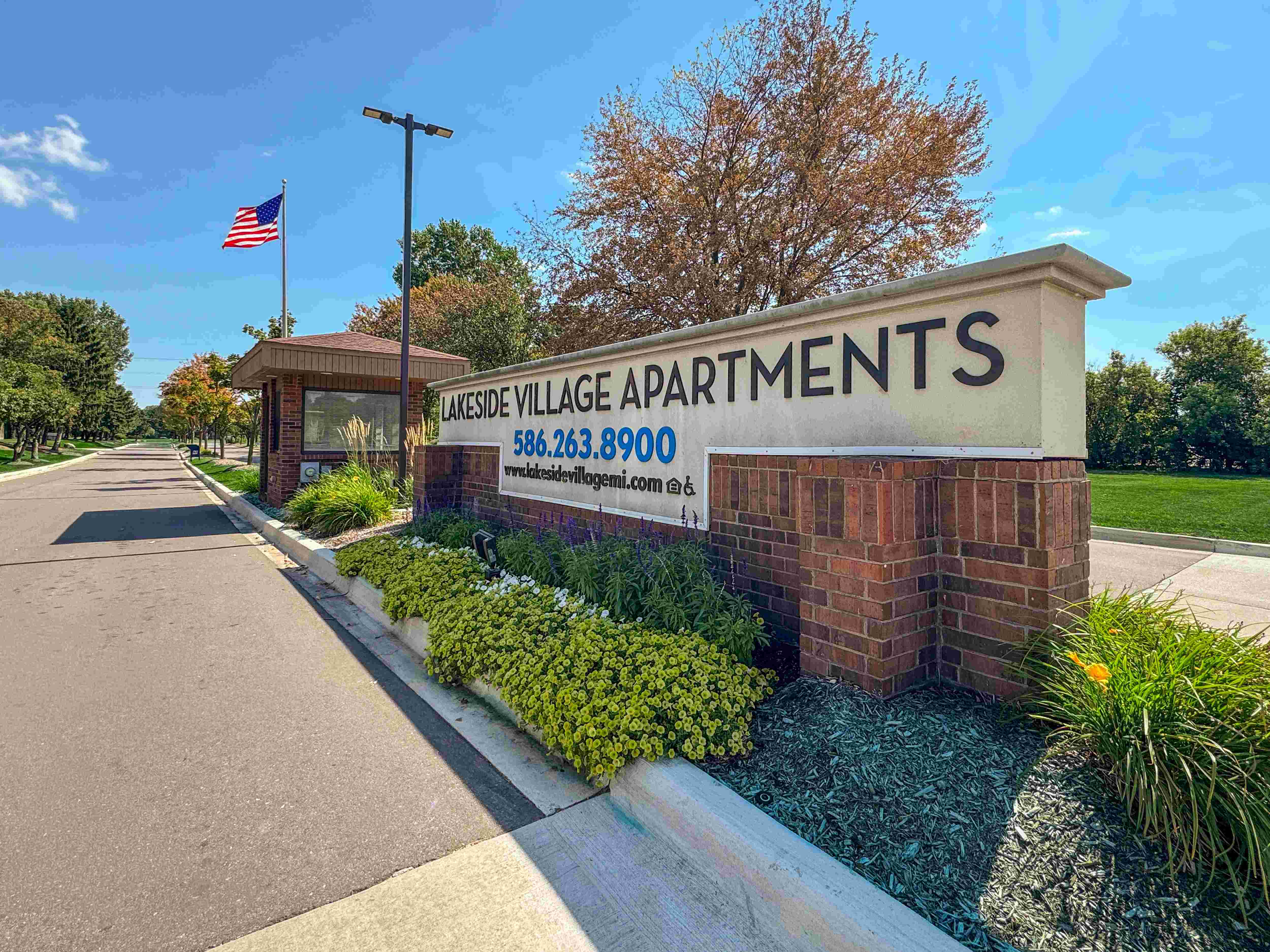 Lakeside Village Apartments Clinton Township 48038