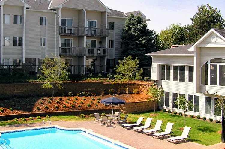 Kensington Woods Apartments Image 2