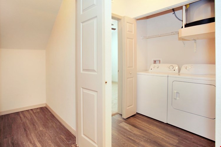 Courtyards at Estero Image 17