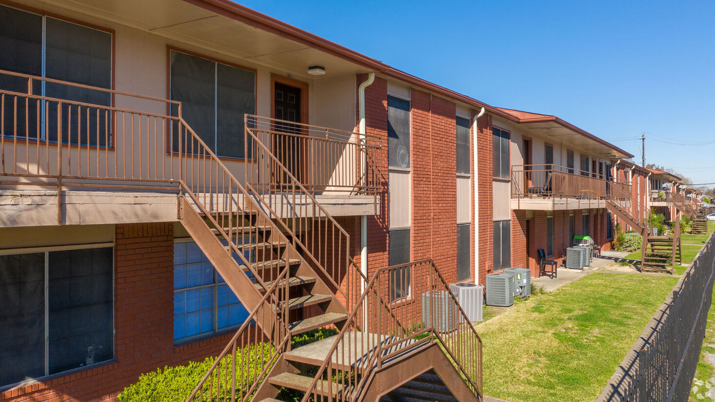 Ashford St Cloud Image 1