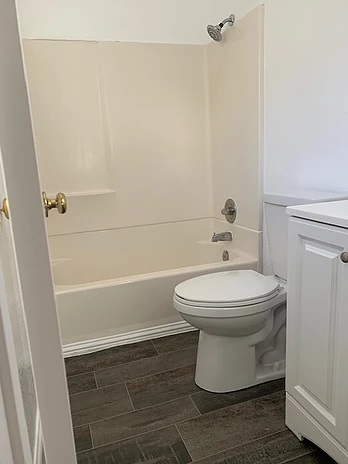 College Street Apartments Image 4