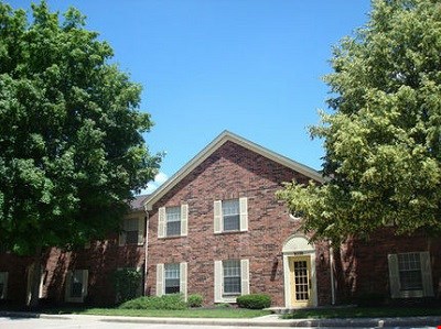 Carlyle Court Image 1