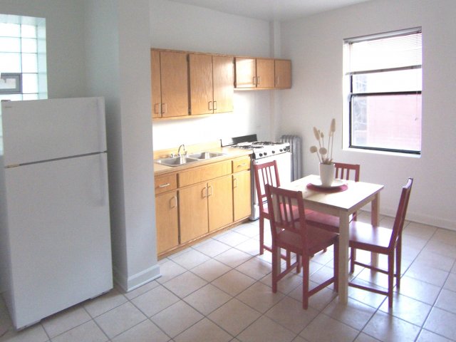 5500 S Cornell Avenue Image 2