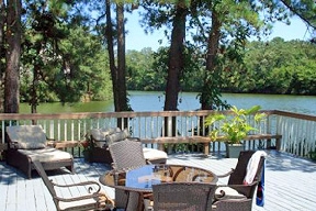 Linkhorn Bay Apartments Image 4