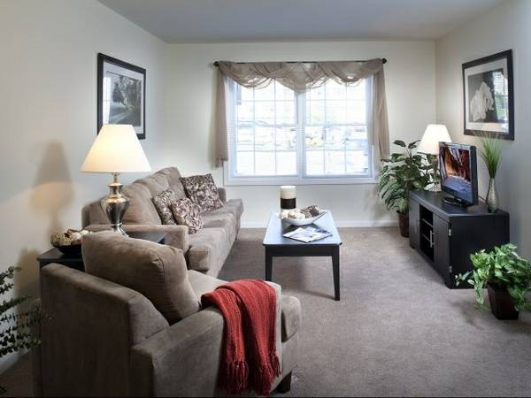 Redstone Apartments Image 7