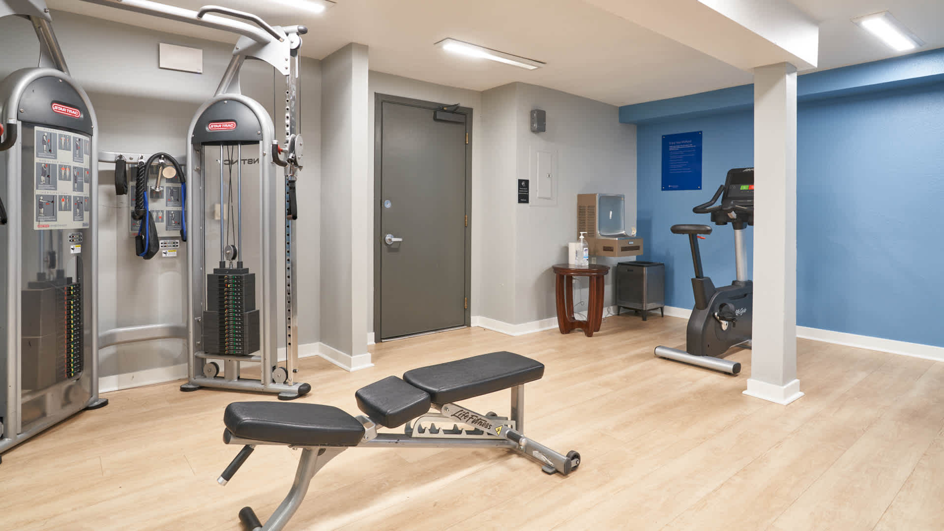 2300 Elliott Image 17