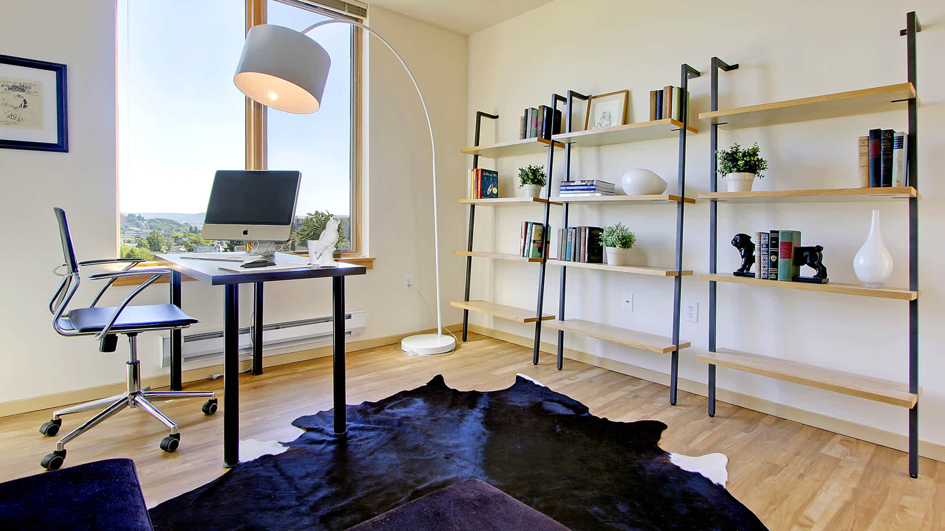 Chloe on Union Image 19