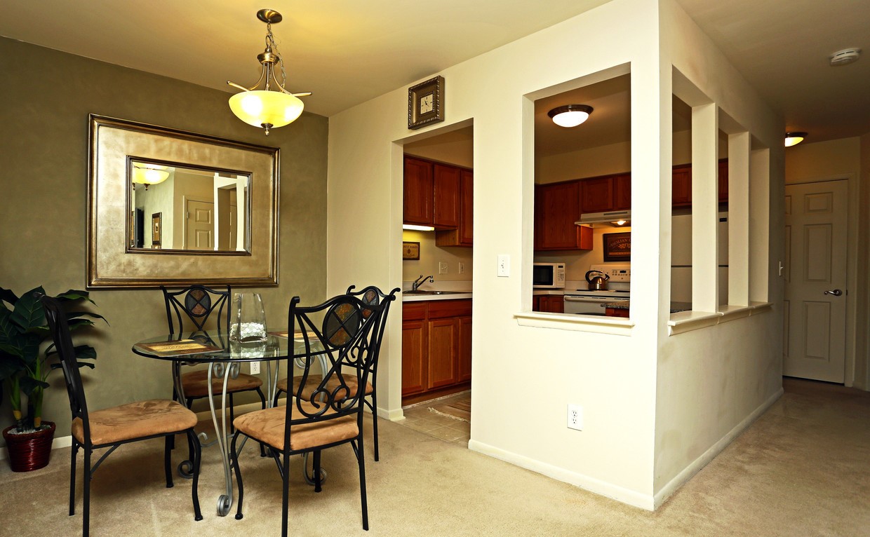 Rochester Ridge Image 3