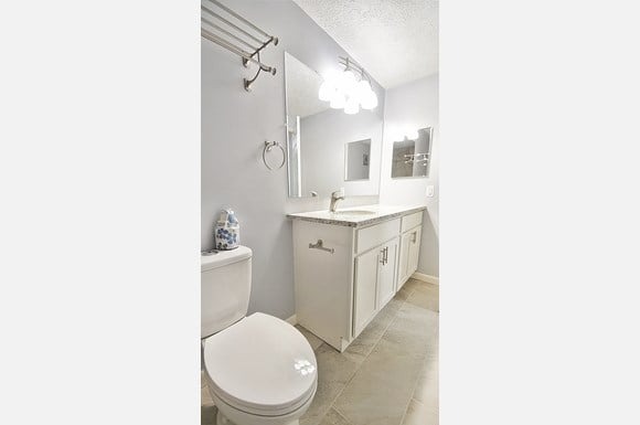 Olmsted Falls Village Image 6