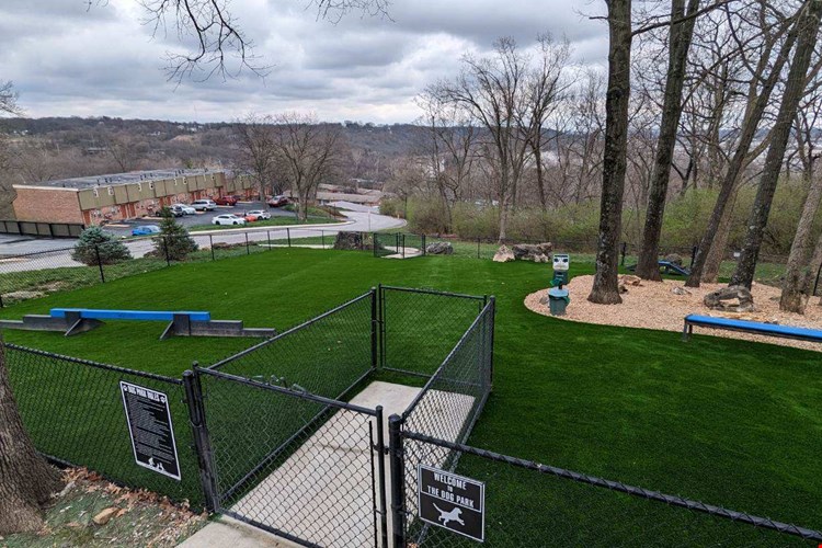 Kirkwood Bluffs Image 22