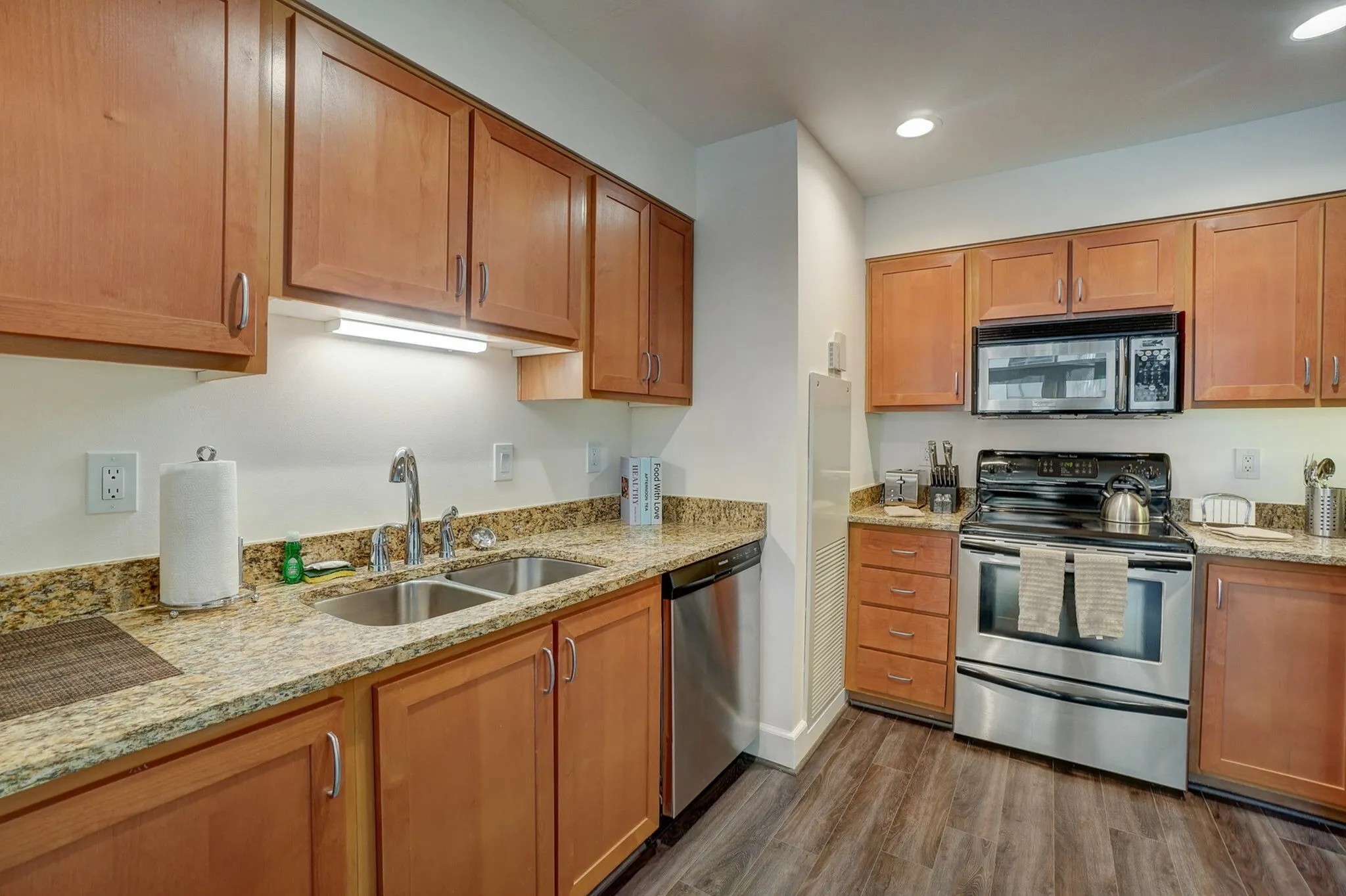 Burlington Tower Image 3