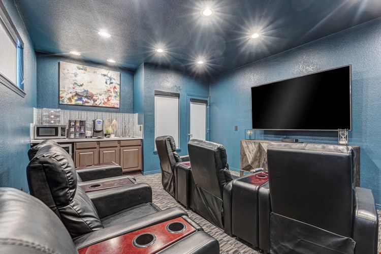 Pavilions at Silver Sage Apartments Image 9