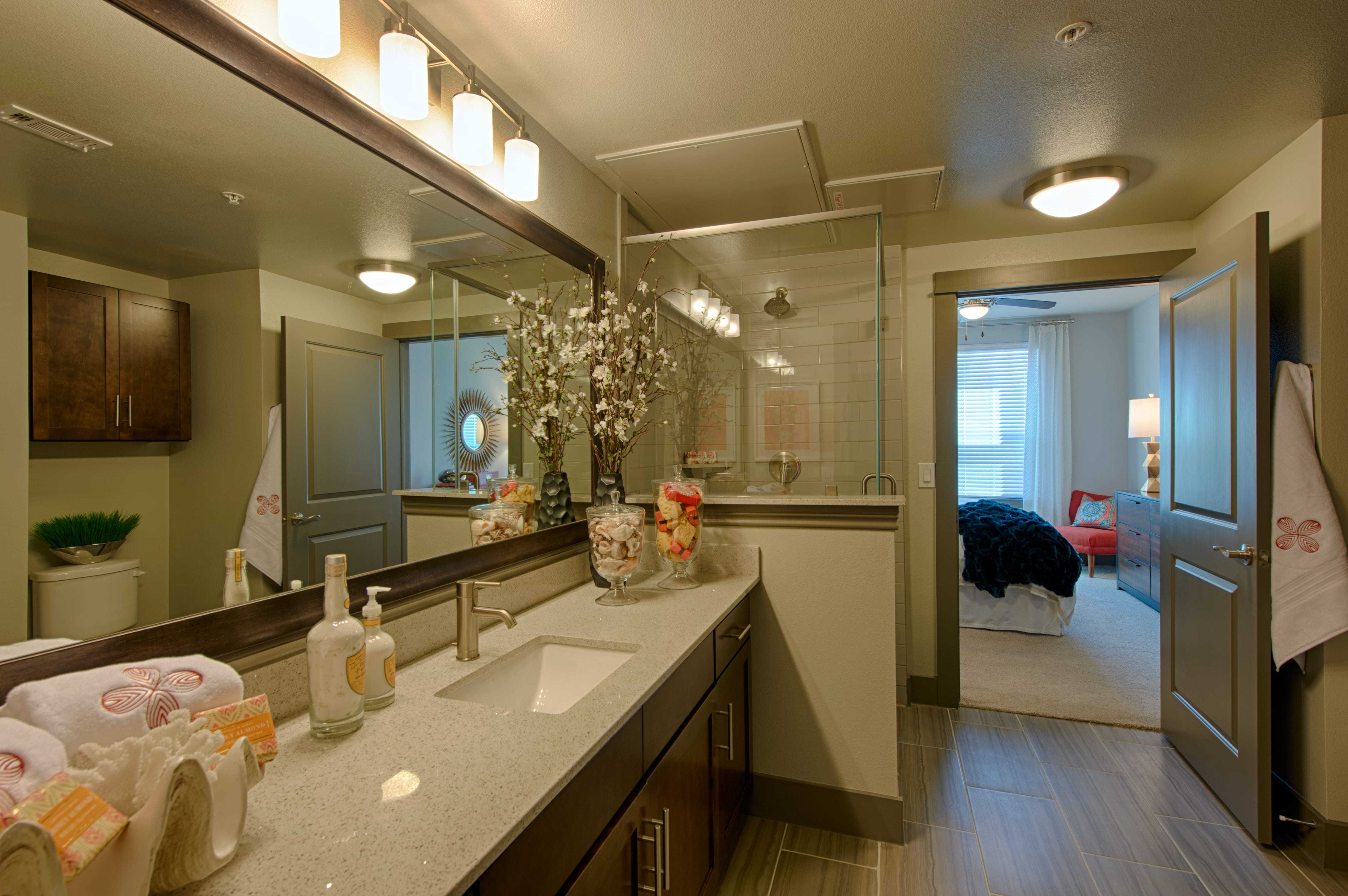 Pearl @ the MIX Image 14