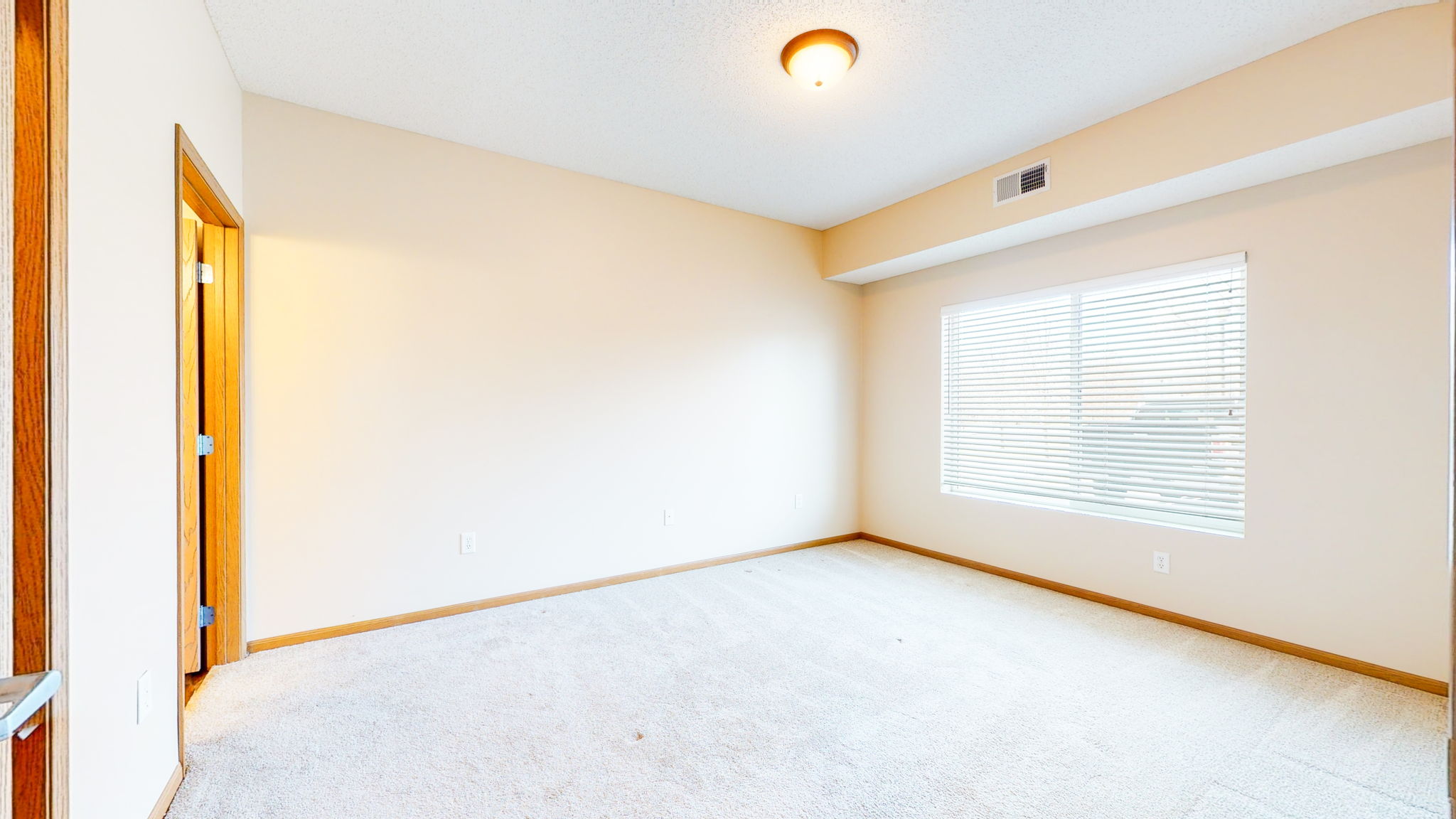 Elm - 2 bedroom/2bath