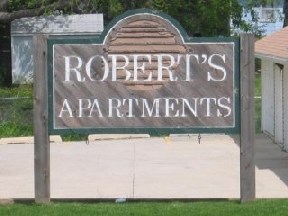 Roberts Apartments Image 5