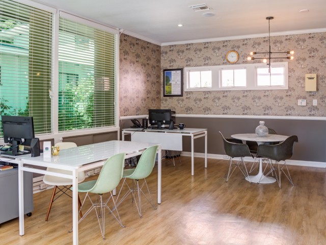 Chase Knolls Image 2