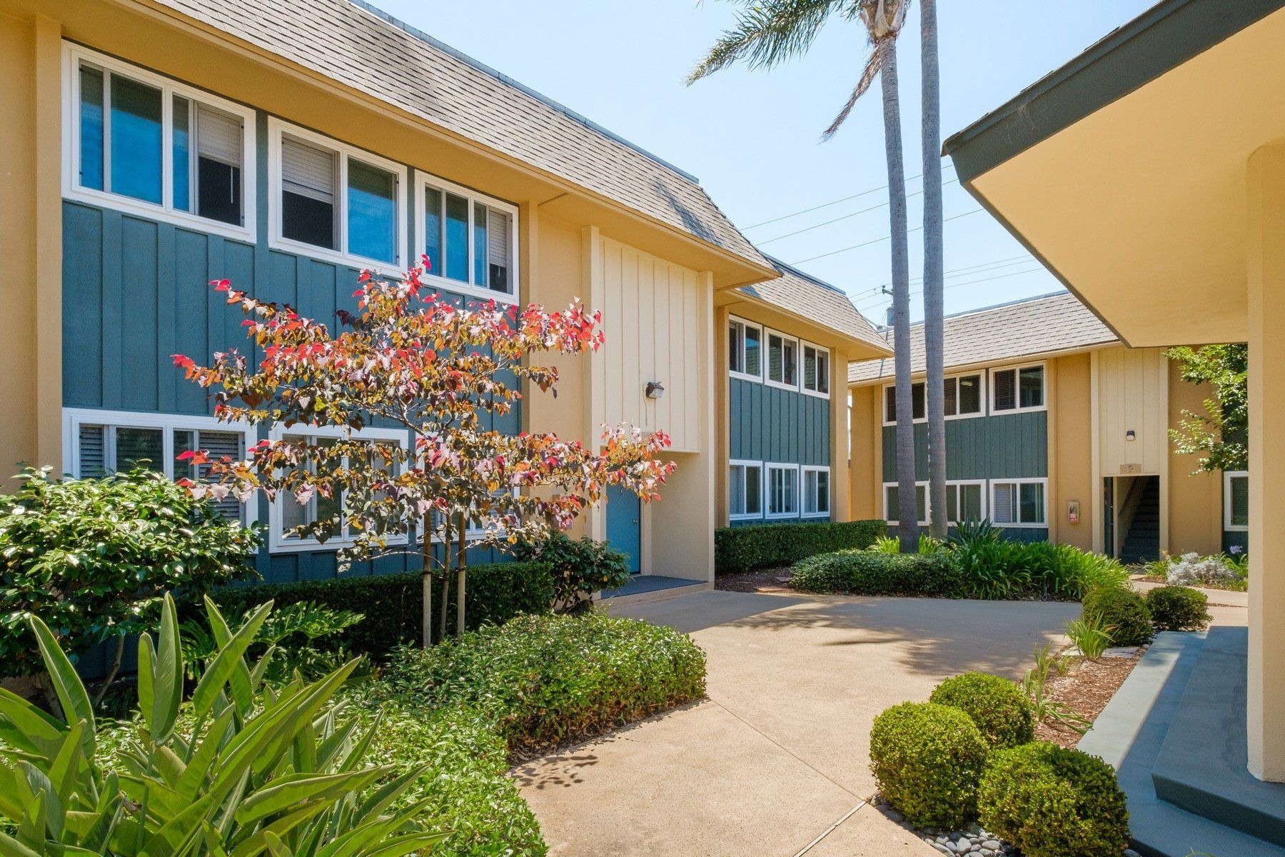 Pacific Breeze Apartments Image 2